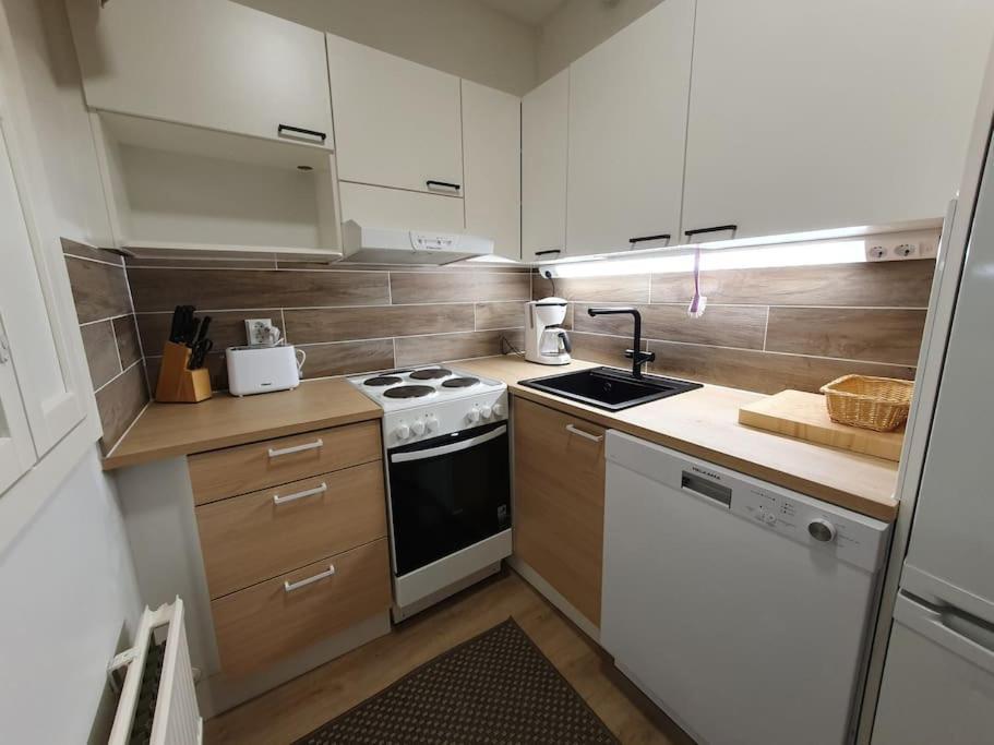 Kaksio Keskustan Vieressae Appartement Rovaniemi Buitenkant foto