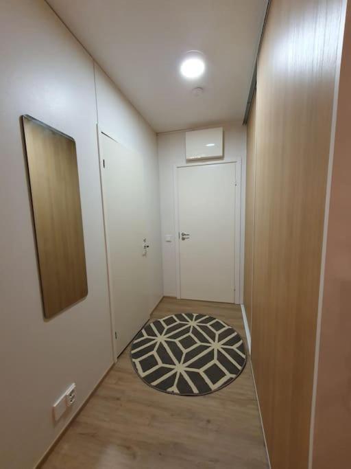 Kaksio Keskustan Vieressae Appartement Rovaniemi Buitenkant foto